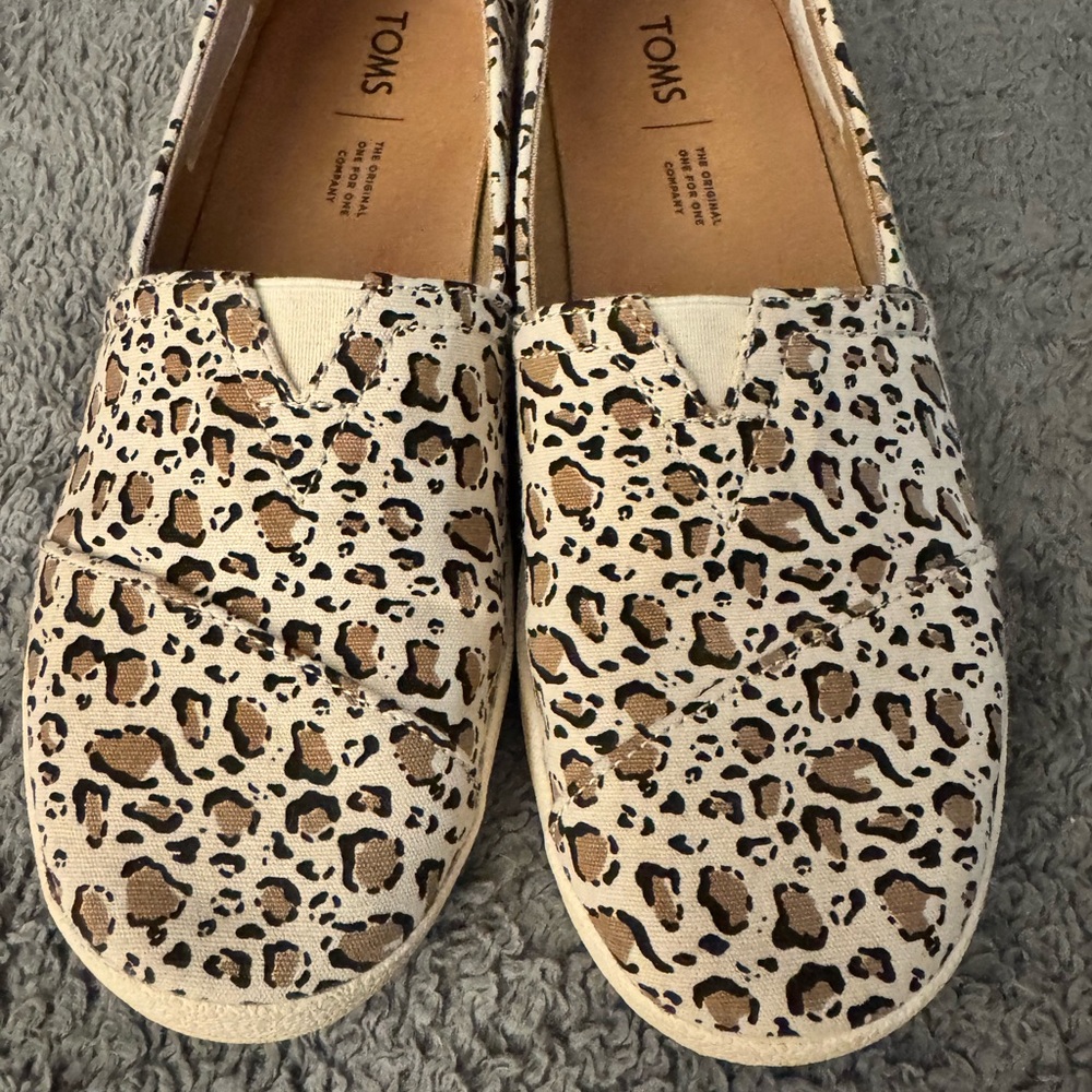 Toms Brown and Cream Leopard Print Flats